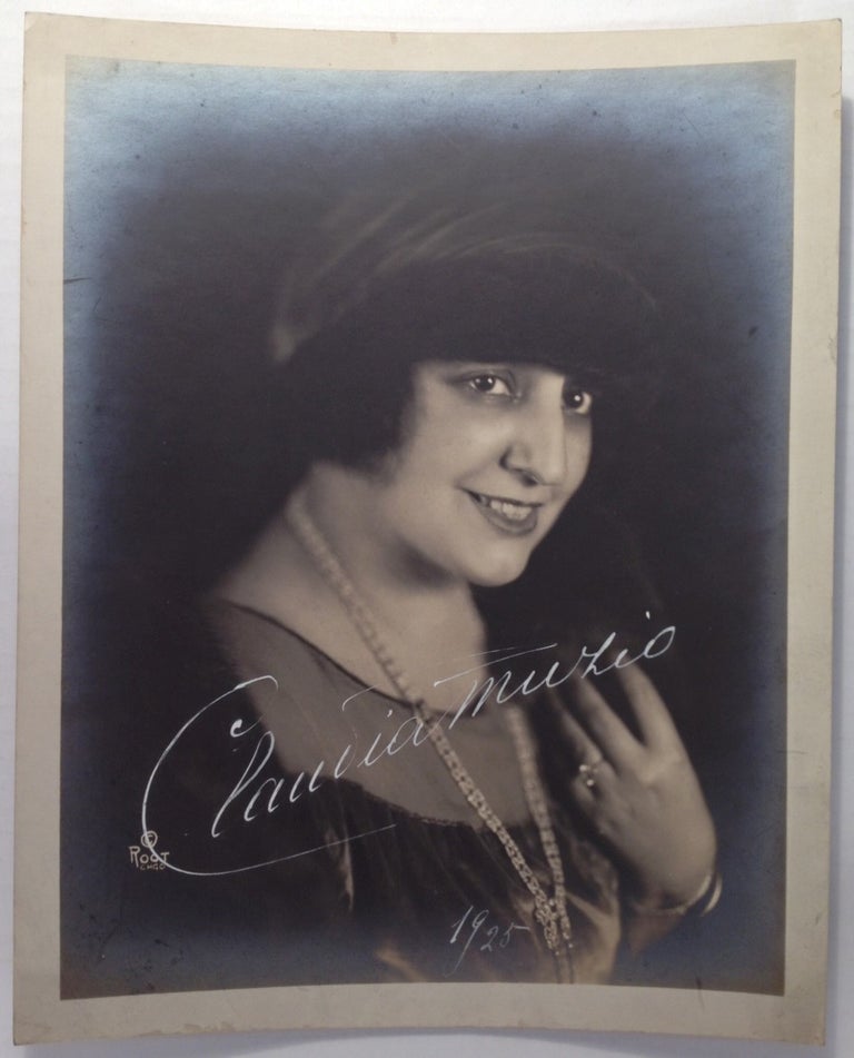Item #154137 Signed Vintage Photograph. Claudia MUZIO, 1889 - 1936.