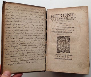 Hieronymi Cardani Mediolanensis Medici, de Subtilitate Libri XXI; Iam Postremo, ab authore plusquam mille locis illustrati, nonnullis etiam cum additionibus. Addita insuper Apologia adversus calumniatorem, qua uis horum liborum aperitur
