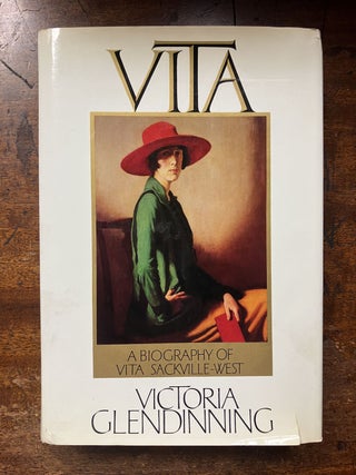Item #332390 Vita: The Life of Vita Sackville-West. Victoria GLENDINNING