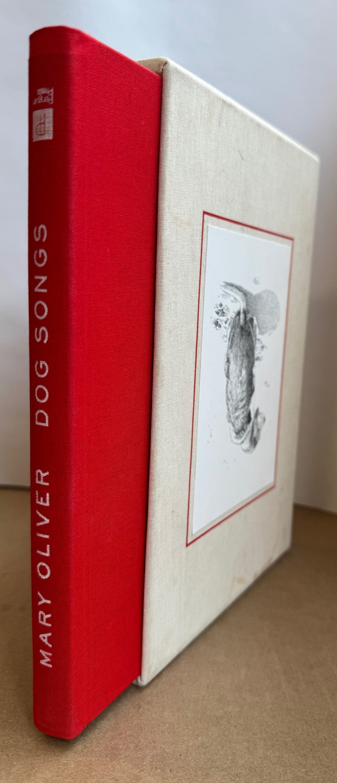 Dog Songs: 35 Dog Songs and One Essay | Mary OLIVER | Limited